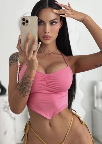 Эвелина, Г. Опочка